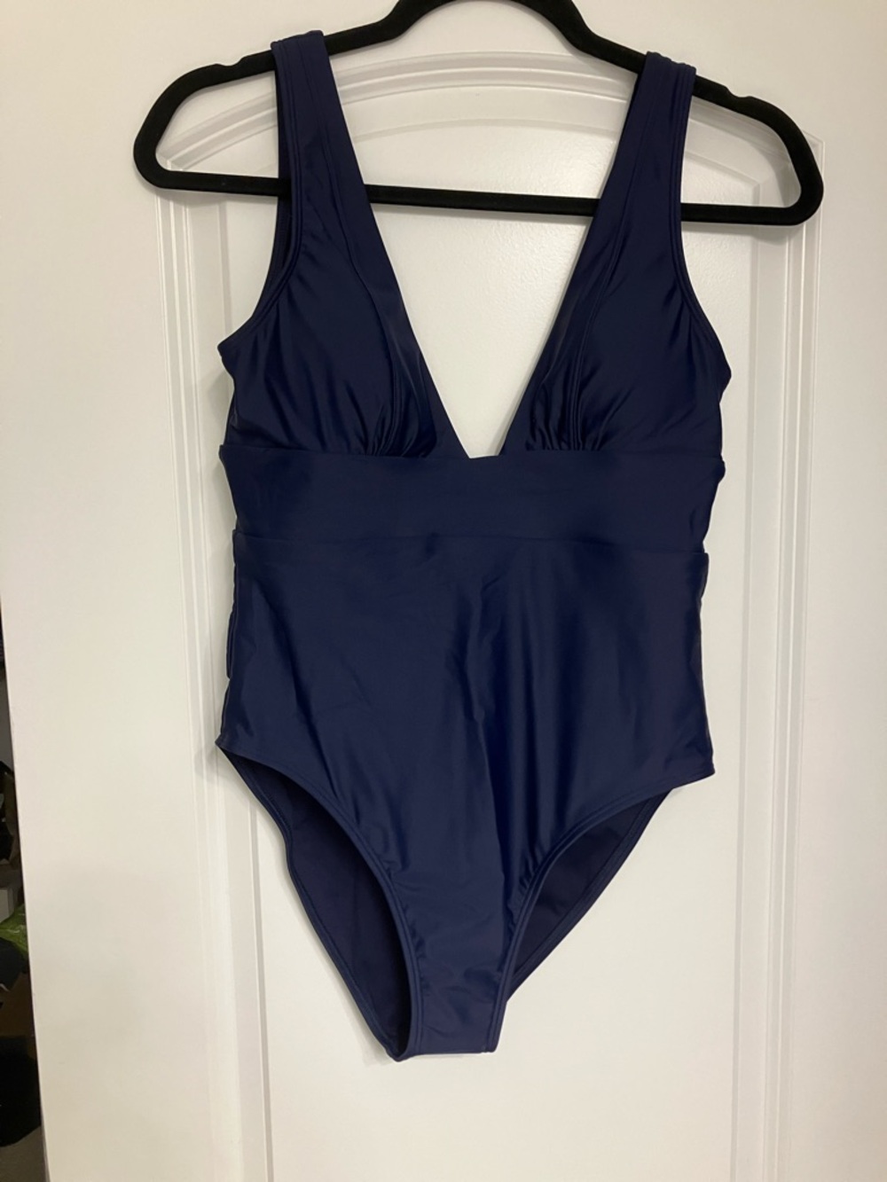 Quince Navy One-Piece Swimsuit with V-Neck Medium NWOT